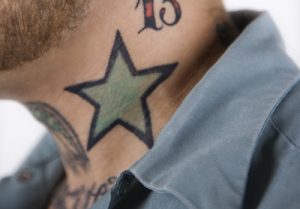星 スター のタトゥーが持つ意味とは デザイン画像あり みんなのタトゥー