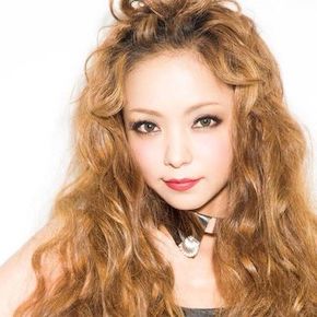 安室奈美恵さんのタトゥーを全箇所ピックアップ デザインの意味も解説 みんなのタトゥー