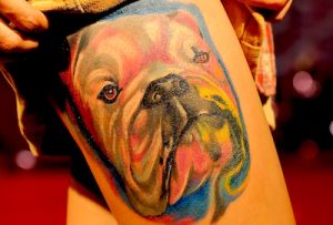 犬のタトゥーデザイン